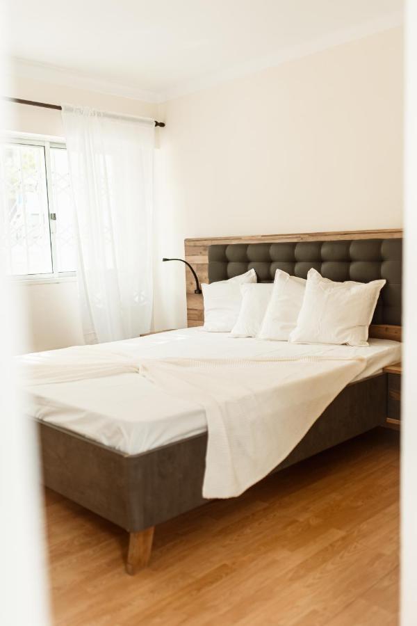 Apartment In Lisbon With 3 Bedroom Cozy Experience Loures Exterior photo